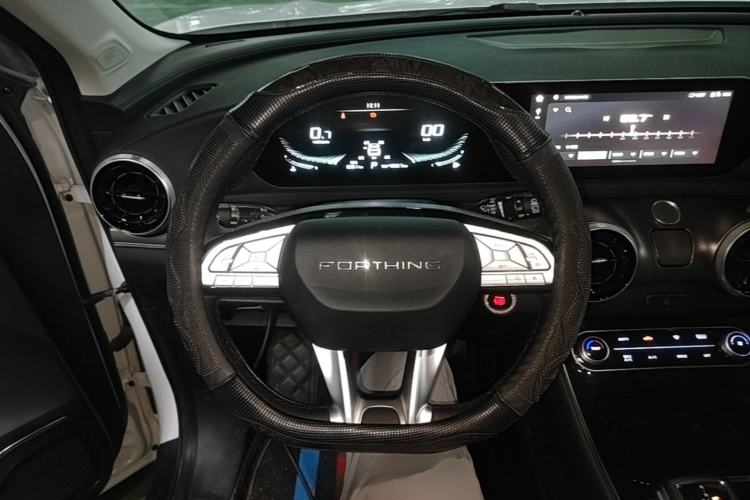 Used FORTHING T5 EVO 2021 1.5TD DCT Diamond Edition Steering Wheel