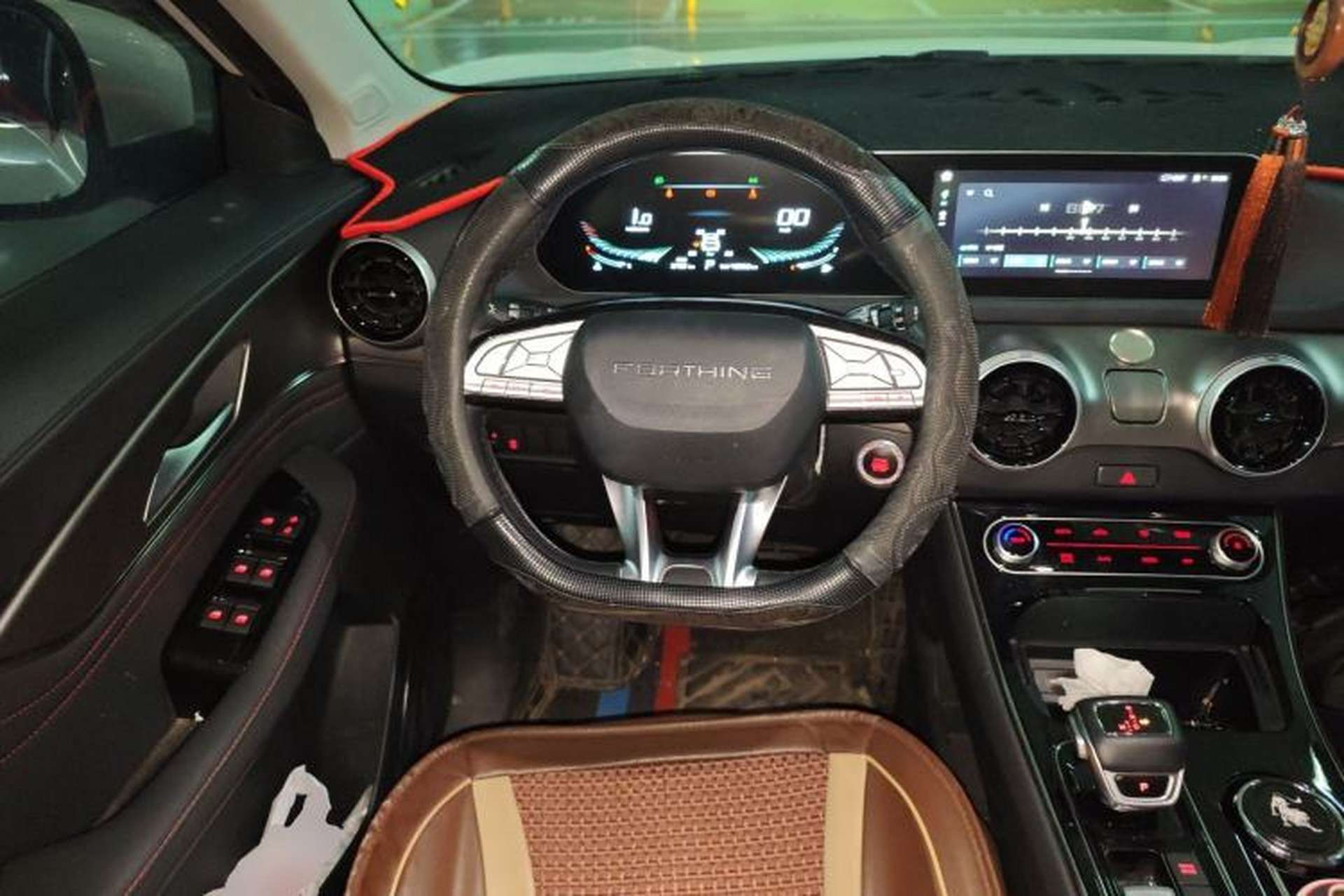 Used FORTHING T5 EVO 2021 1.5TD DCT Diamond Edition Steering Wheel
