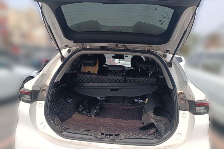 Used FORTHING T5 EVO 2021 1.5TD DCT Diamond Edition Trunk