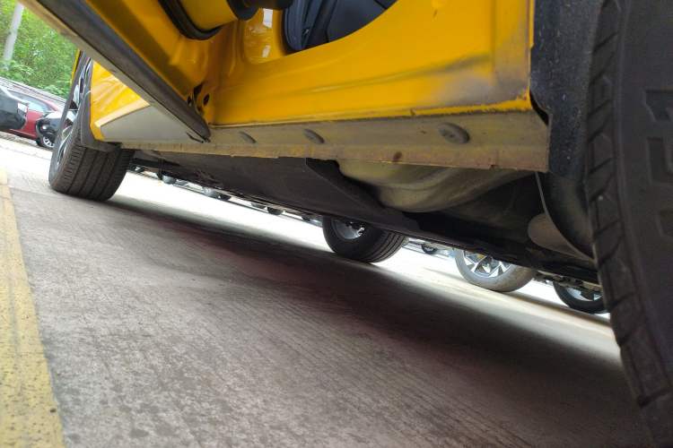 Used FORTHING T5 EVO 2021 1.5TD DCT Starry Edition Left Side Sill