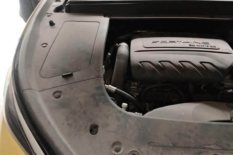 Used FORTHING T5 EVO 2023 1.5TD DCT Starry Edition Engine Bay Right