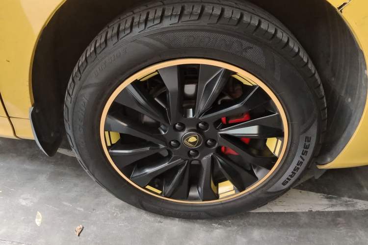 Used FORTHING T5 EVO 2023 1.5TD DCT Starry Edition Right Front Wheel Hub
