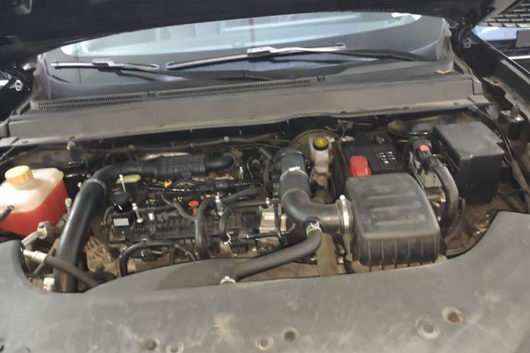 Used FORTHING T5 EVO 2024 1.5TD DCT Starry Edition Engine Bay