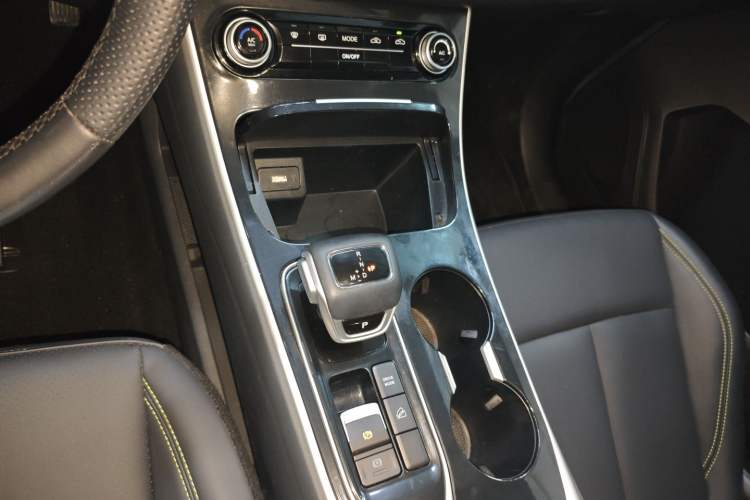 Used FORTHING T5 EVO 2024 1.5TD DCT Starry Edition Gear Lever
