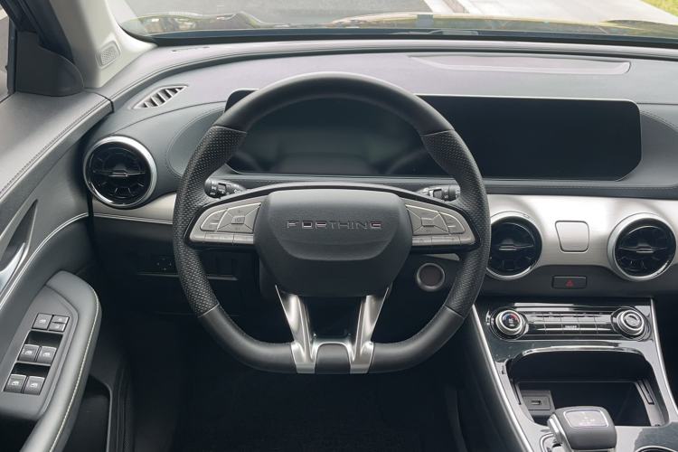 Used FORTHING T5 EVO 2024 1.5TD DCT Starry Edition Interior 4