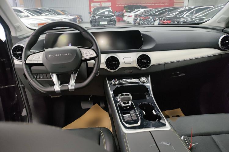 Used FORTHING T5 EVO 2024 Kungfeng Edition 1.5TD DCT Custom Model Center Console