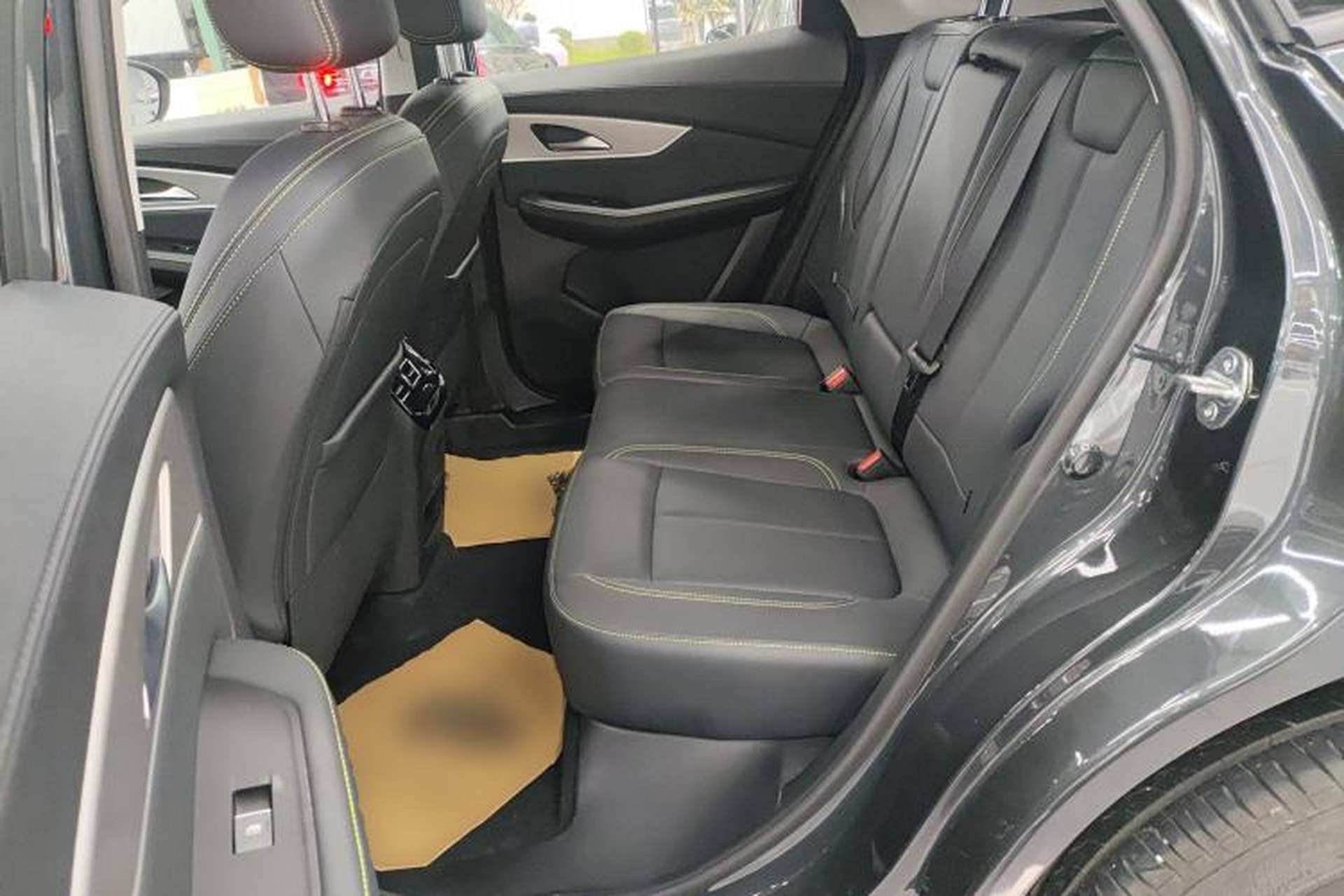 Used FORTHING T5 EVO 2024 Kungfeng Edition 1.5TD DCT Custom Model Left Rear Seat