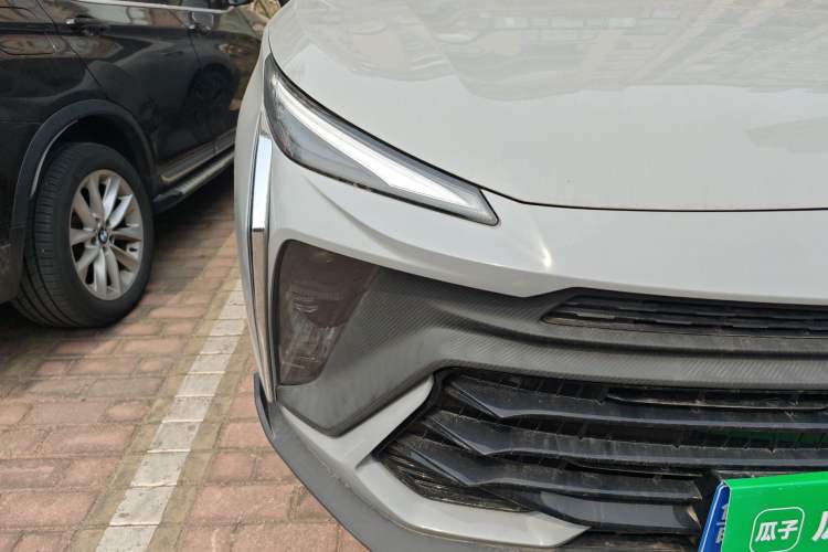 Used FORTHING T5 EVO 2024 Kungbiao Edition 1.5TD DCT Platinum Model Right Front Headlight