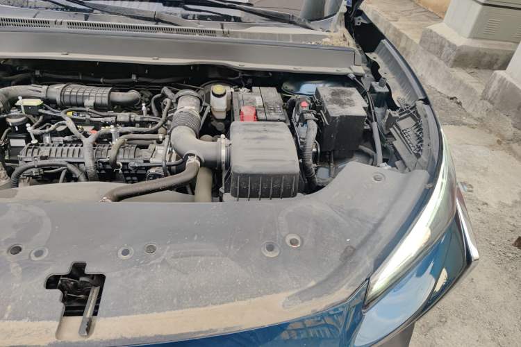 Used FORTHING T5 EVO 2024 Kungbiao Edition 1.5TD DCT Platinum Model Engine Bay Left