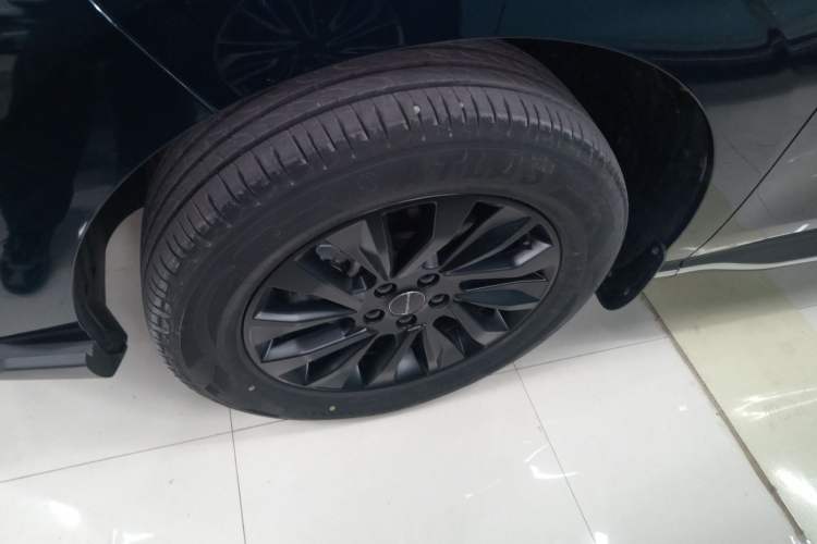 Used FORTHING T5 EVO 2024 1.5TD DCT Starry Edition Exterior 1