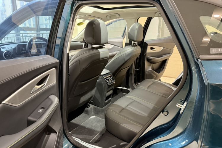 Used FORTHING T5 EVO 2024 1.5TD DCT Starry Edition Interior 6