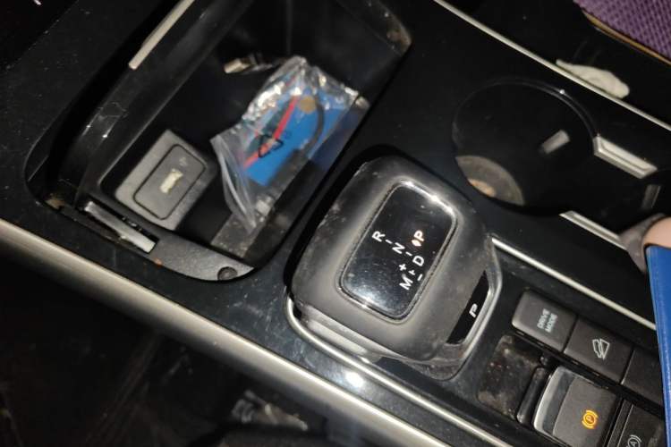 Used FORTHING T5 EVO 2024 Kungfeng Edition 1.5TD DCT Golden Model Gear Lever