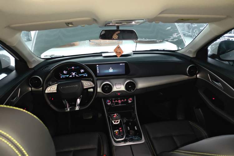 Used FORTHING T5 EVO 2024 Kungbiao Edition 1.5TD DCT Platinum Model Center Console