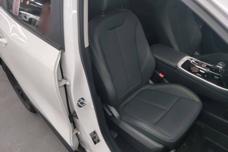 Used FORTHING T5 EVO 2024 1.5TD DCT Starry Edition Interior 10
