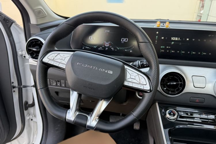 Used FORTHING T5 EVO 2024 1.5TD DCT Starry Edition Interior 2