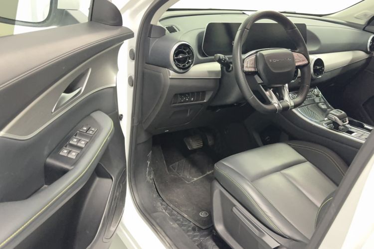 Used FORTHING T5 EVO 2024 Kungbiao Edition 1.5TD DCT Platinum Model Interior 2