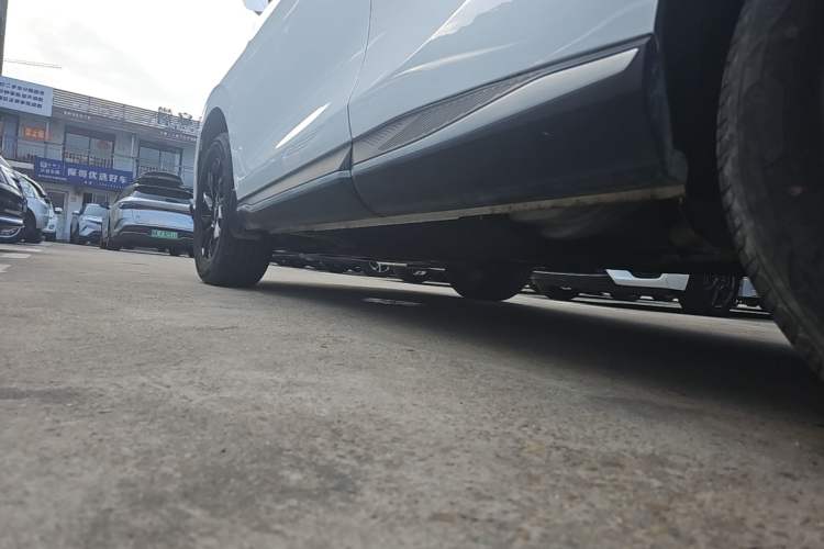 Used FORTHING T5 EVO 2024 Kungbiao Edition 1.5TD DCT Platinum Model Left Side Sill