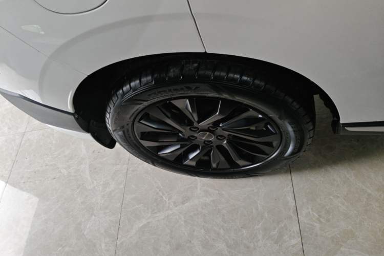 Used FORTHING T5 EVO 2024 Kungfeng Edition 1.5TD DCT Mach Diamond Model Right Rear Wheel Hub