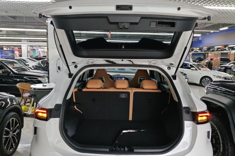 Used FORTHING T5 EVO 2024 Kungfeng Edition 1.5TD DCT Mach Diamond Model Trunk