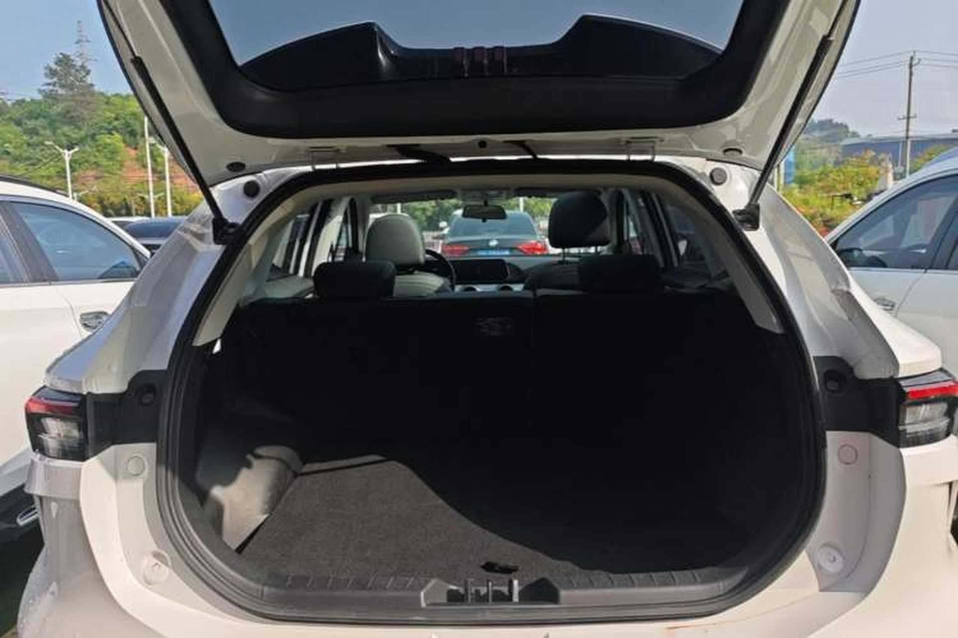 Used FORTHING T5 EVO 2024 1.5TD DCT Starry Edition Trunk