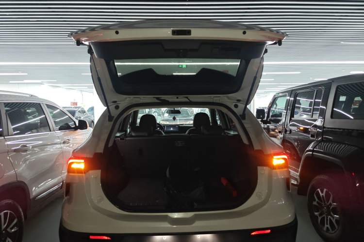 Used FORTHING T5 EVO 2024 Kungbiao Edition 1.5TD DCT Platinum Model Trunk