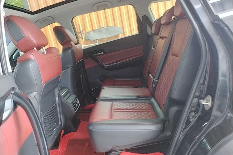 Used FORTHING T5L 2019 1.5T CVT Luxury 7-Seater Left Rear Seat