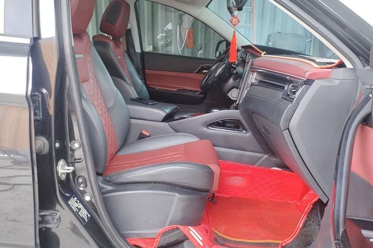 Used FORTHING T5L 2019 1.5T CVT Luxury 7-Seater Right Front Seat