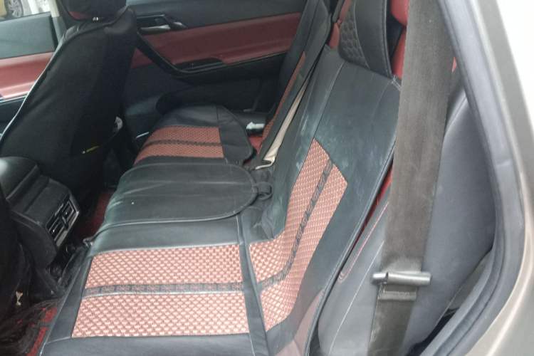 Used FORTHING T5L 2019 1.5T CVT Luxury 7-Seater Left Rear Seat