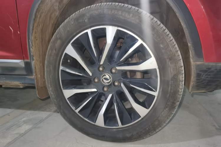 Used FORTHING T5L 2019 1.8T Manual Luxury 5-Seater Exterior 1