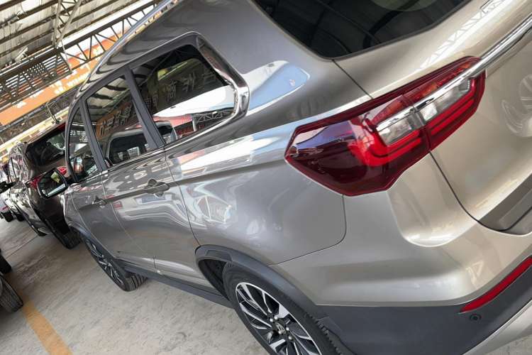 Used FORTHING T5L 2019 1.5T CVT Luxury 7-Seater Exterior 5