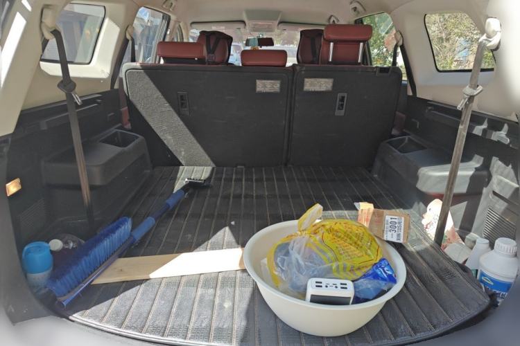 Used FORTHING T5L 2019 1.6TD DCT Luxury 7-Seater Trunk