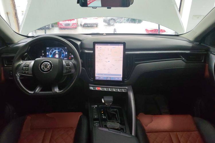 Used FORTHING T5L 2019 1.6TD DCT Luxury 7-Seater Center Console