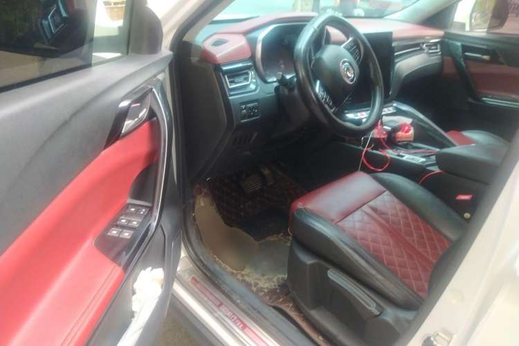 Used FORTHING T5L 2019 1.5T CVT Luxury Model 5 Seats Driver Seat