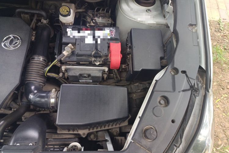 Used FORTHING T5L 2019 1.5T CVT Luxury 7-Seater Engine Bay Left