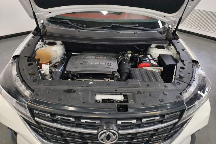 Used FORTHING T5L 2019 1.6TD DCT Luxury 7-Seater Engine Bay