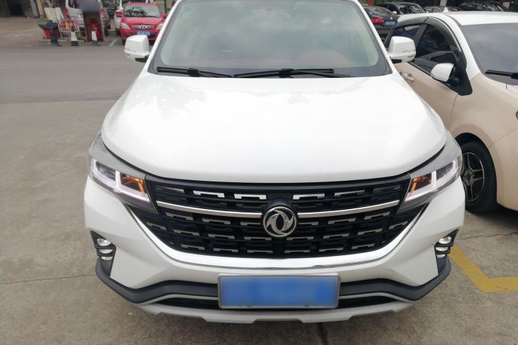 Used FORTHING T5L 2019 1.8T Manual Luxury 7-Seater Front