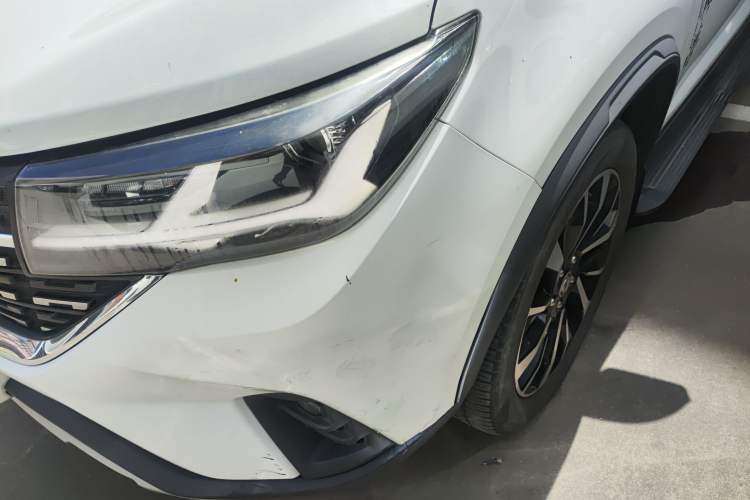 Used FORTHING T5L 2019 1.5T CVT Luxury Model 5 Seats Left Front Headlight