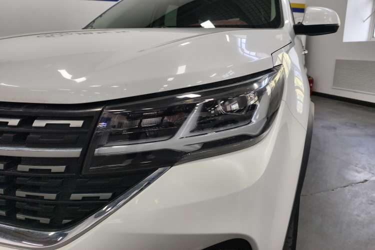 Used FORTHING T5L 2019 1.6TD DCT Luxury 7-Seater Left Front Headlight