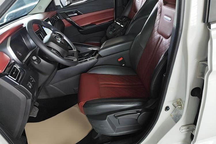 Used FORTHING T5L 2019 1.5T CVT Luxury 7-Seater Left Front Seat