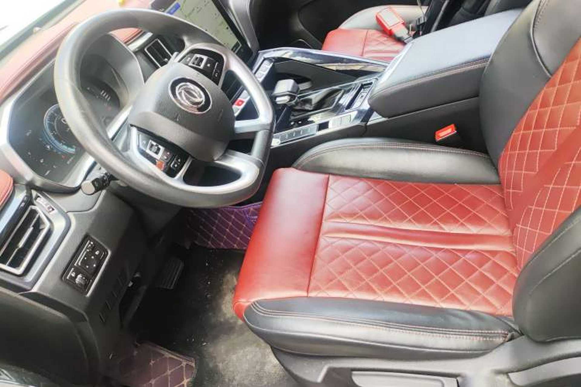 Used FORTHING T5L 2019 1.5T CVT Luxury Model 5 Seats Left Front Seat