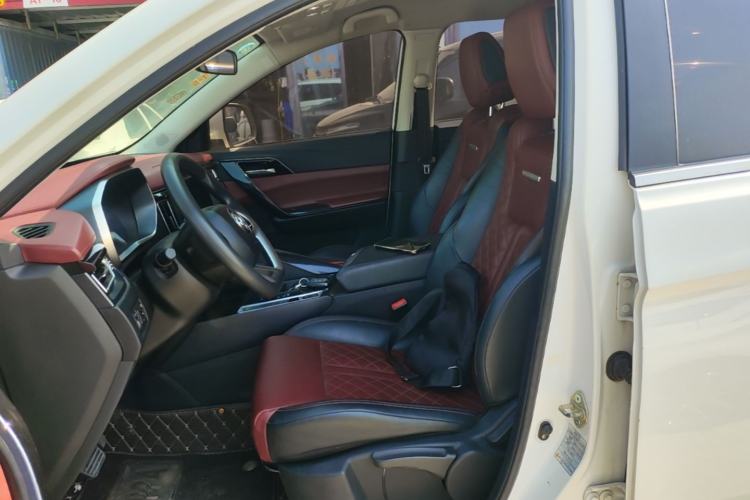 Used FORTHING T5L 2019 1.5T CVT Luxury 7-Seater Left Front Seat