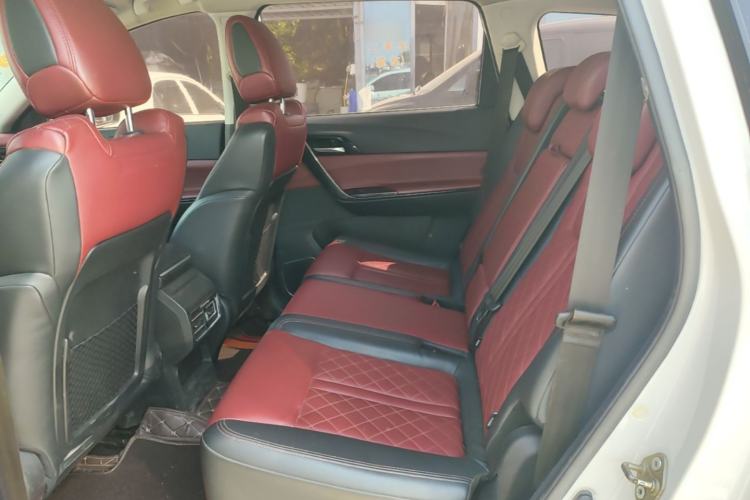 Used FORTHING T5L 2019 1.5T CVT Luxury 7-Seater Left Rear Seat