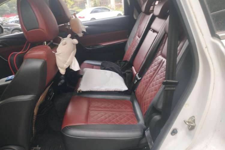 Used FORTHING T5L 2019 1.5T CVT Luxury Model 5 Seats Left Rear Seat