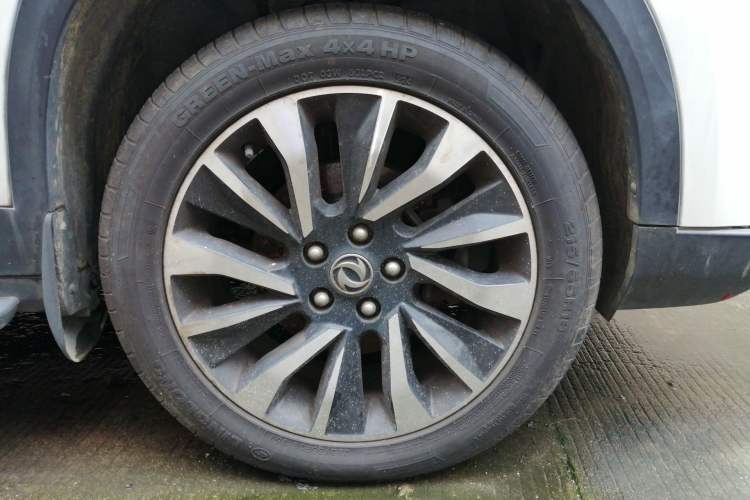Used FORTHING T5L 2019 1.6TD DCT Luxury 7-Seater Right Front Wheel Hub