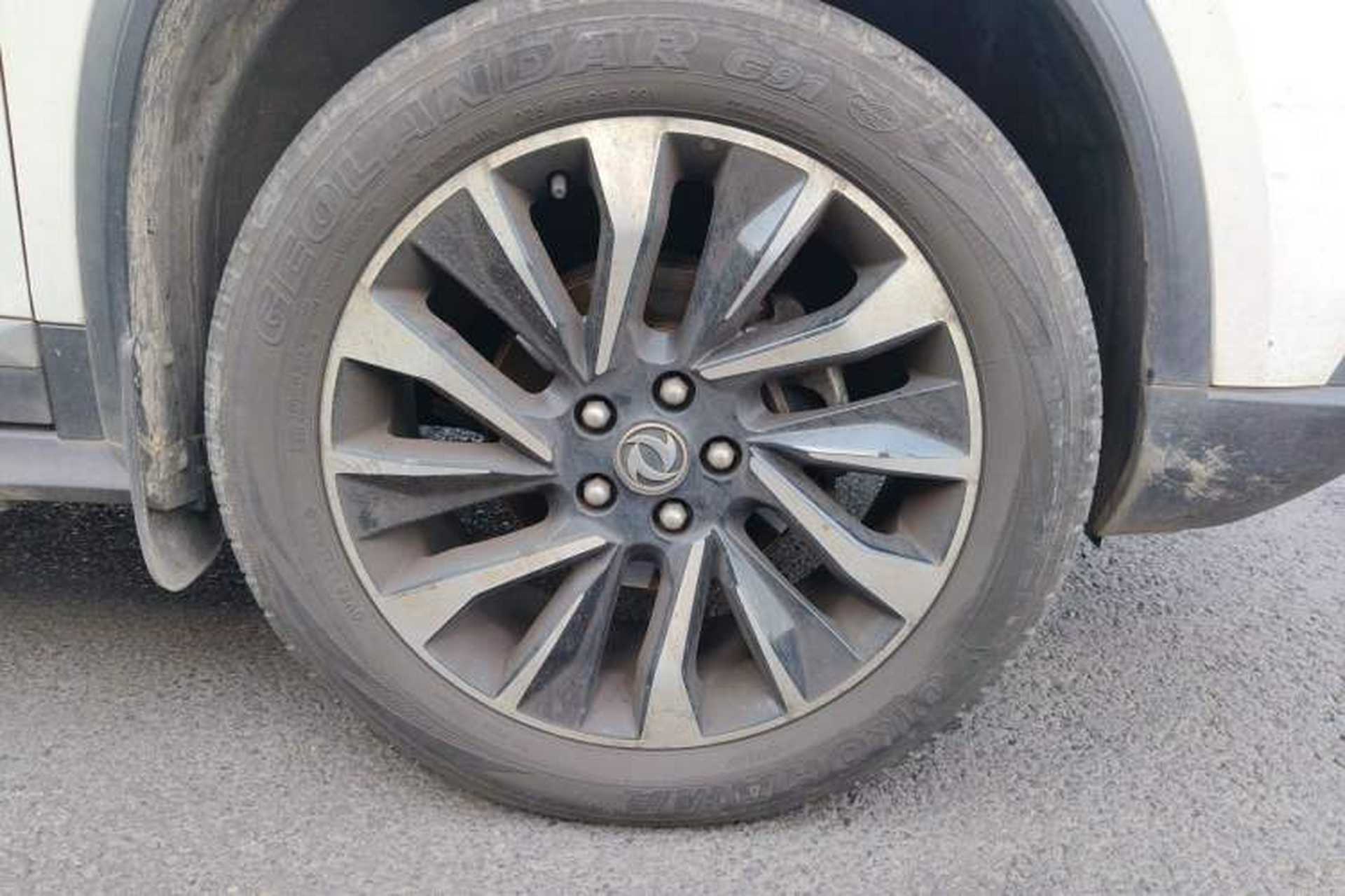 Used FORTHING T5L 2019 1.5T CVT Luxury 7-Seater Right Front Wheel Hub