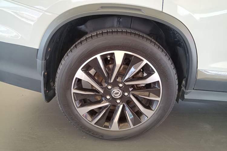 Used FORTHING T5L 2019 1.6TD DCT Flagship Model 7 Seats Right Rear Wheel Hub