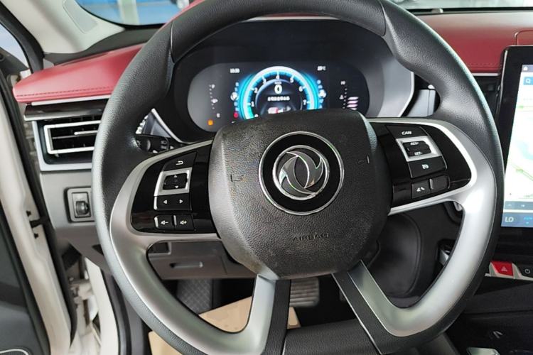 Used FORTHING T5L 2019 1.5T CVT Luxury 7-Seater Steering Wheel