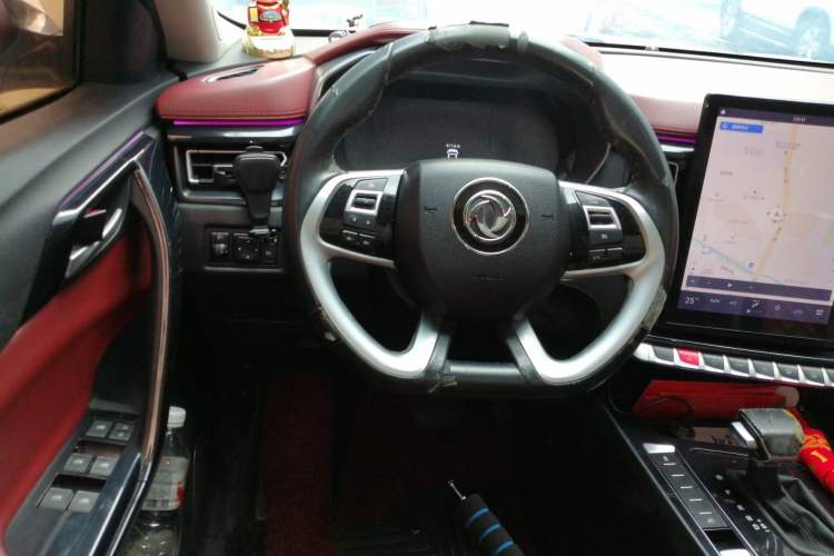 Used FORTHING T5L 2019 1.6TD DCT Luxury 7-Seater Steering Wheel