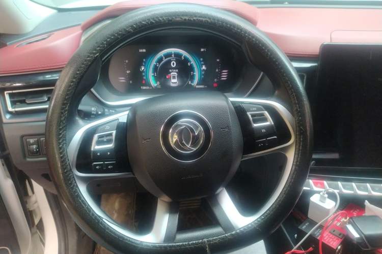 Used FORTHING T5L 2019 1.5T CVT Luxury Model 5 Seats Steering Wheel