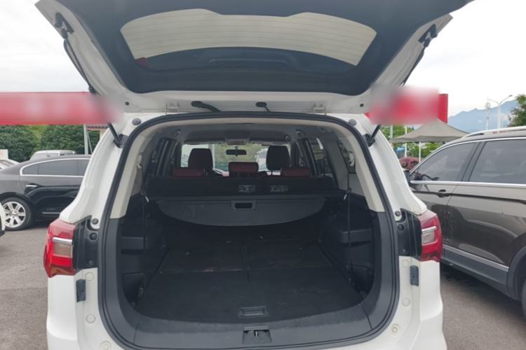 Used FORTHING T5L 2019 1.5T CVT Luxury 7-Seater Trunk